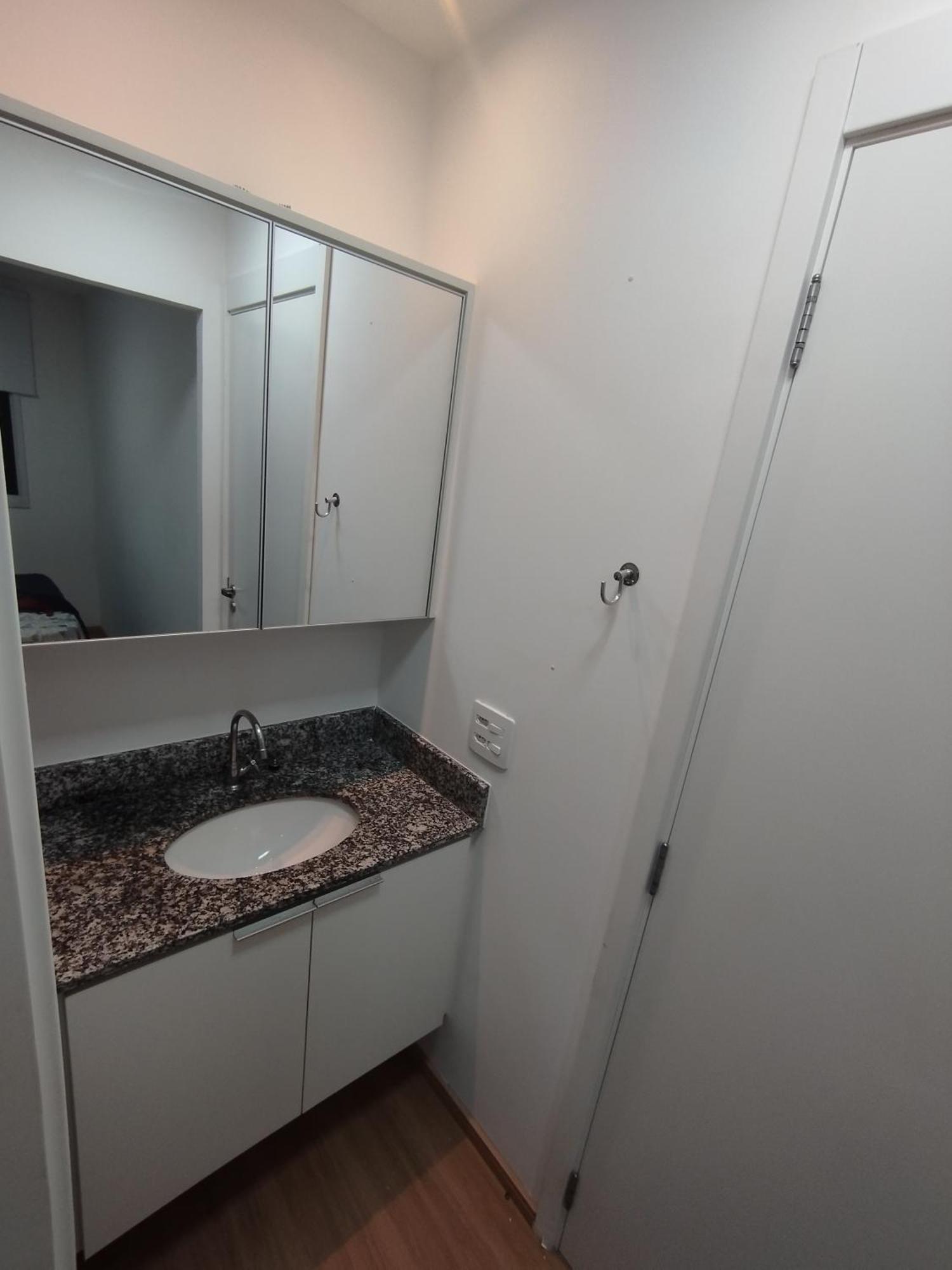 Metro Bras, Feirinha Da Madrugada, Mercadao Apartamento *